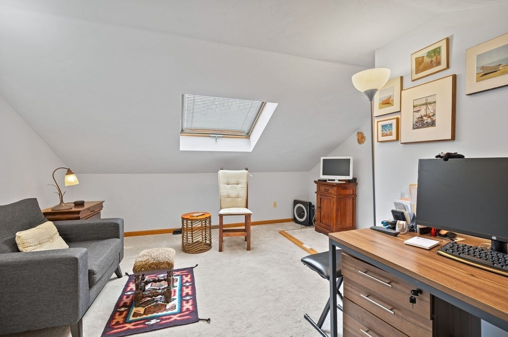 1 Punch Bowl Dr, Falmouth MA  02540-2342 exterior