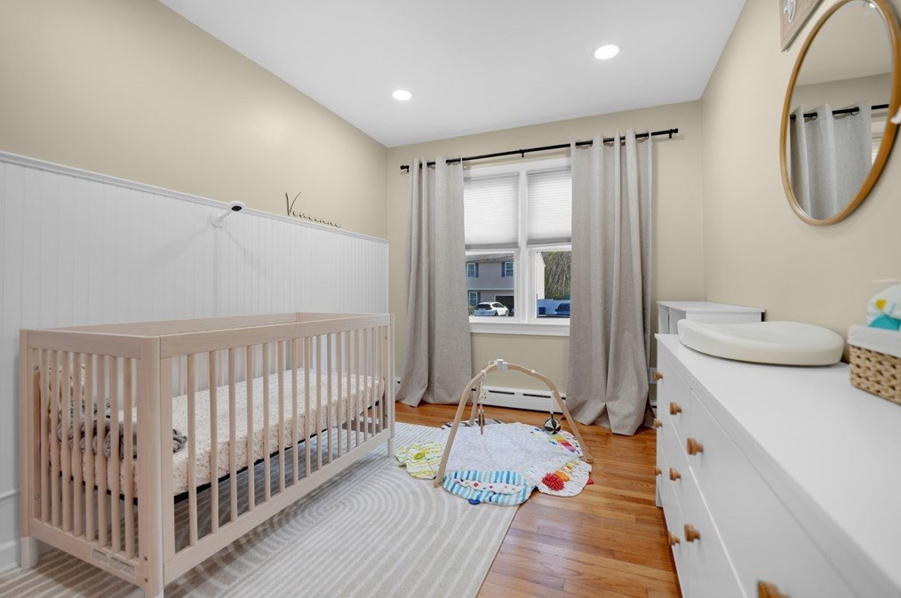 1061 Almy St, New Bedford MA  02745-4003 exterior