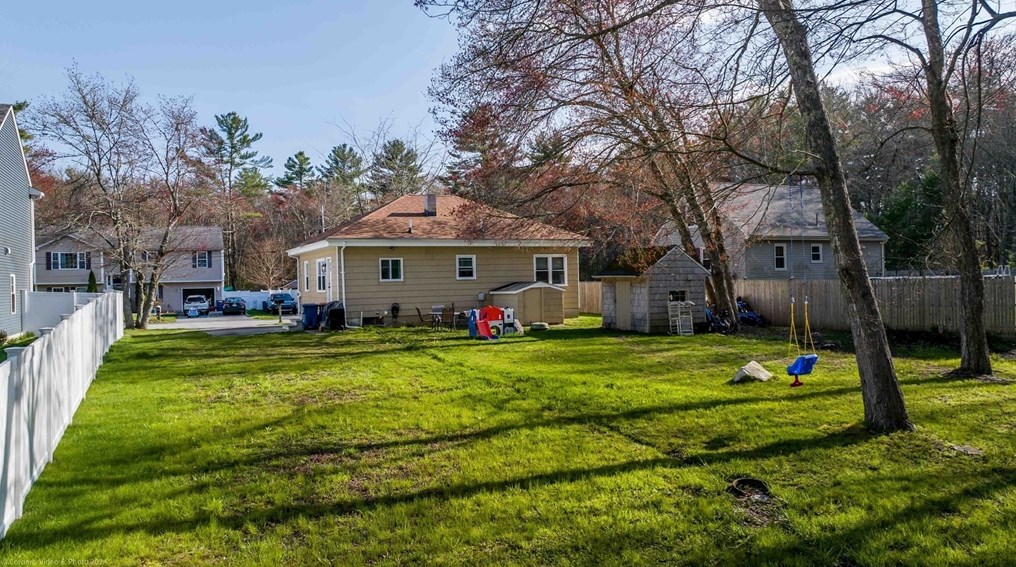 1061 Almy St, New Bedford MA  02745-4003 exterior