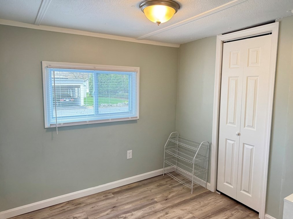 4 Mayflower Ave, Taunton MA  02780-1115 exterior