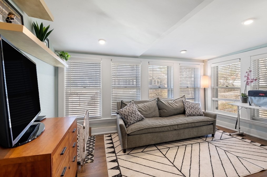 205 Frst St, Arlington MA 02476-4206 exterior