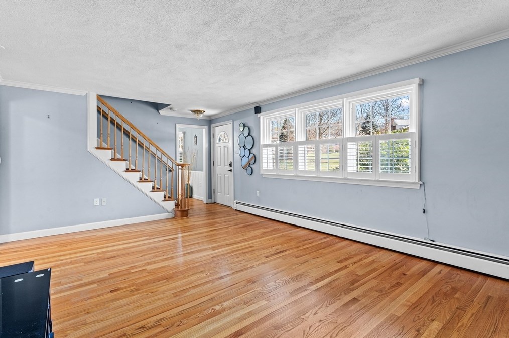 30 Boornazian Rd, Methuen MA 01844-2802 exterior