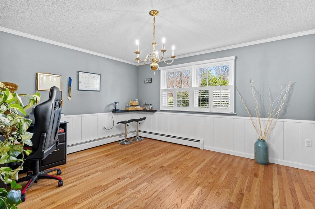 30 Boornazian Rd, Methuen MA 01844-2802 exterior