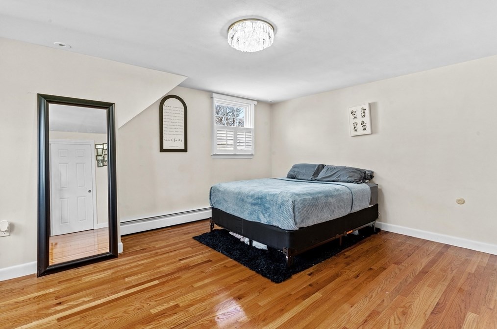 30 Boornazian Rd, Methuen MA 01844-2802 exterior