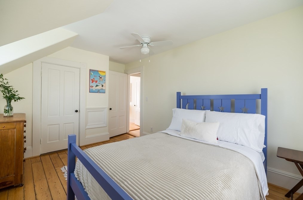 4 Mount Locust Ave, Rockport MA  01966-1117 exterior