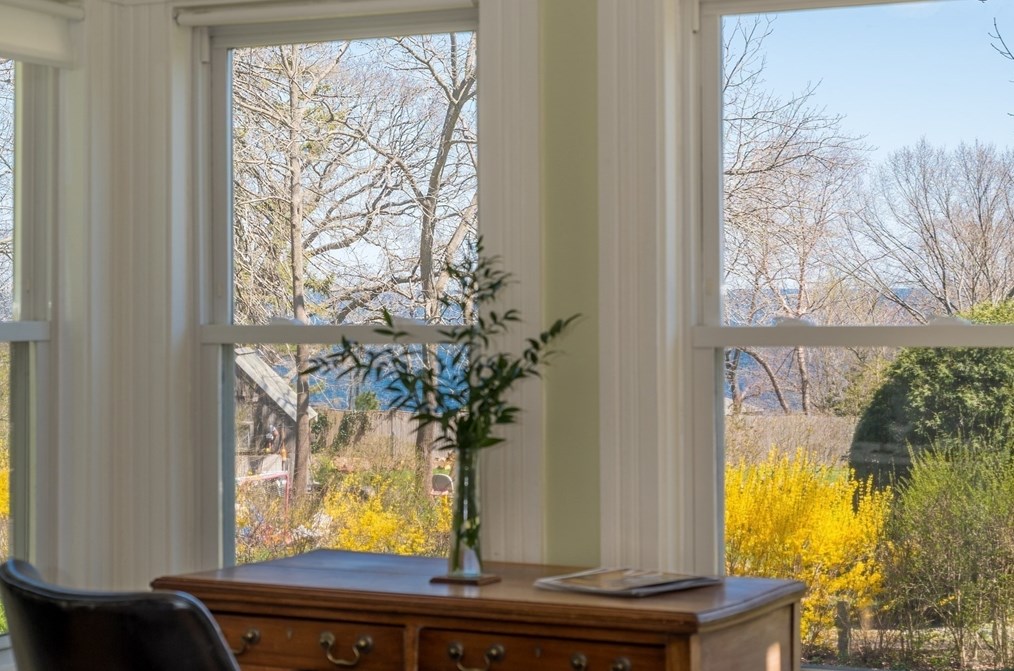 4 Mount Locust Ave, Rockport MA  01966-1117 exterior