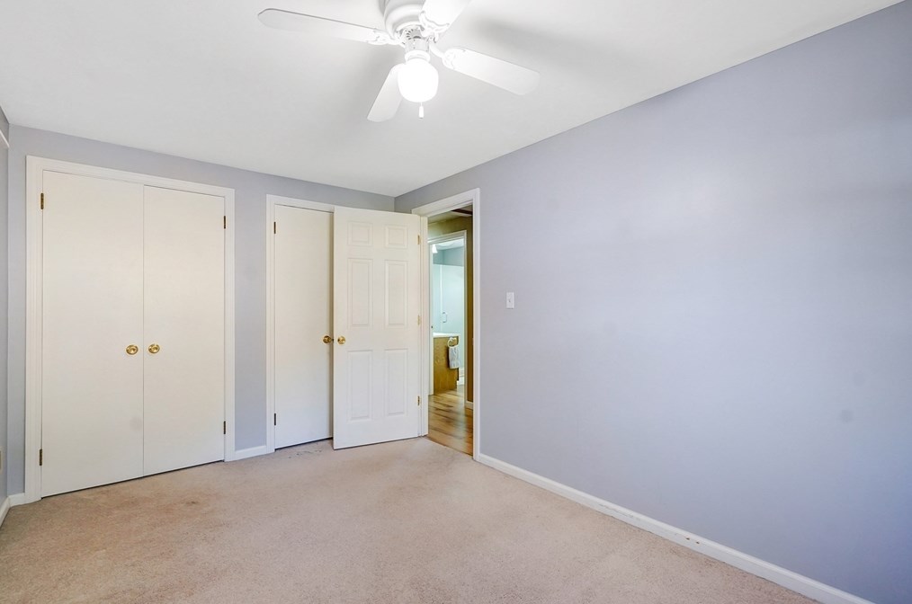 63 Country Clb Dr, Montgomery MA 01085 exterior