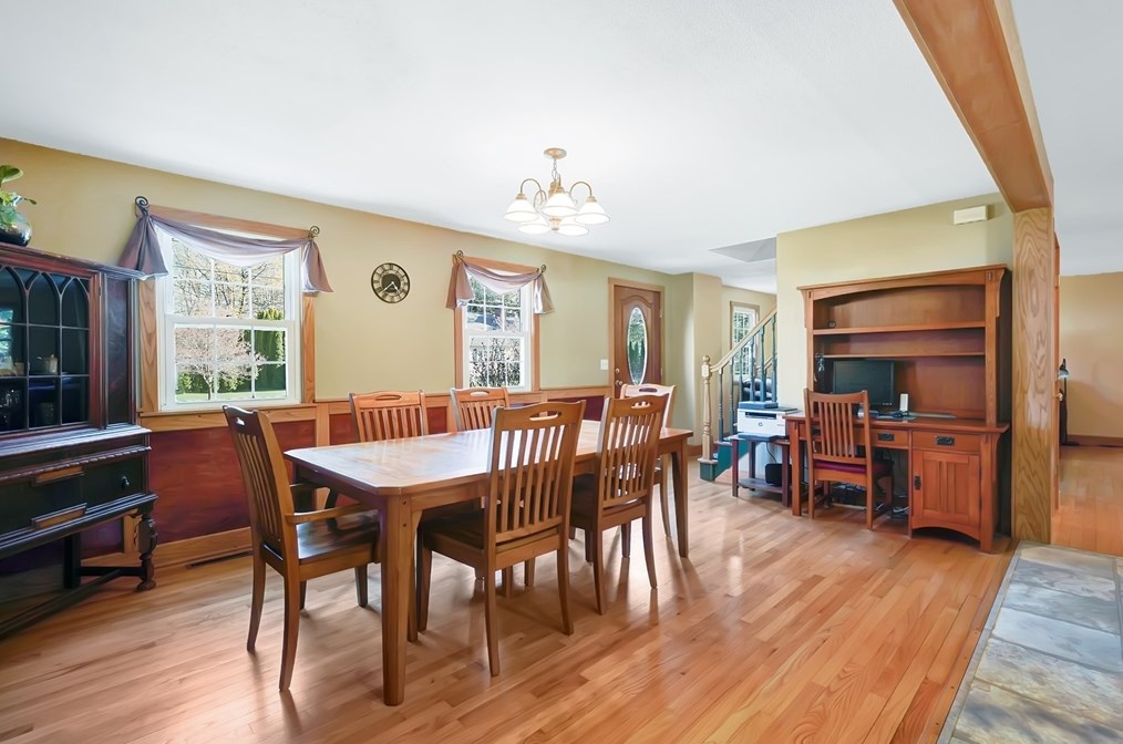 63 Country Clb Dr, Montgomery MA 01085 exterior