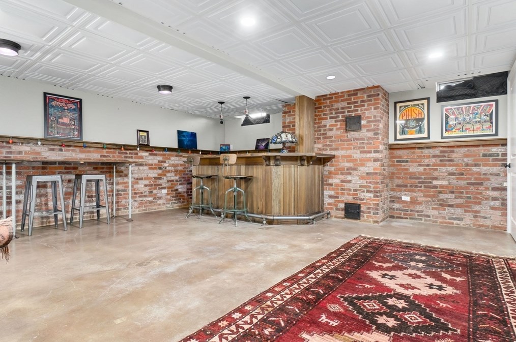 95 Union St, Hamilton MA  01982-2116 exterior