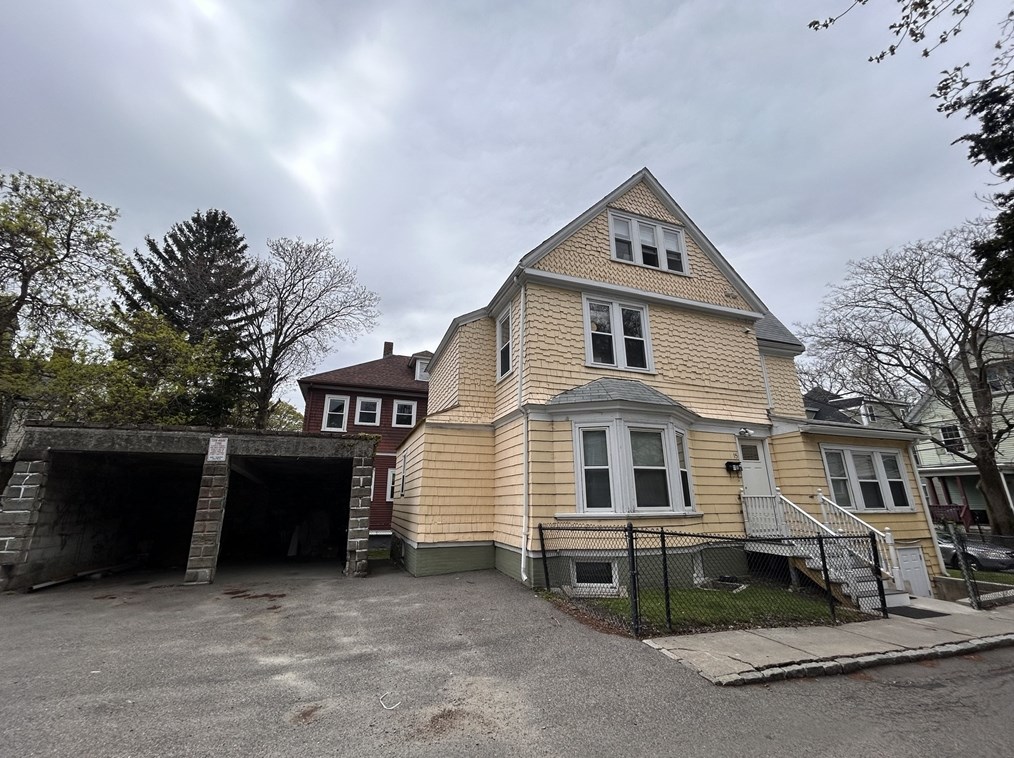 17 Wadsworth St, Boston MA 02134-1810 exterior