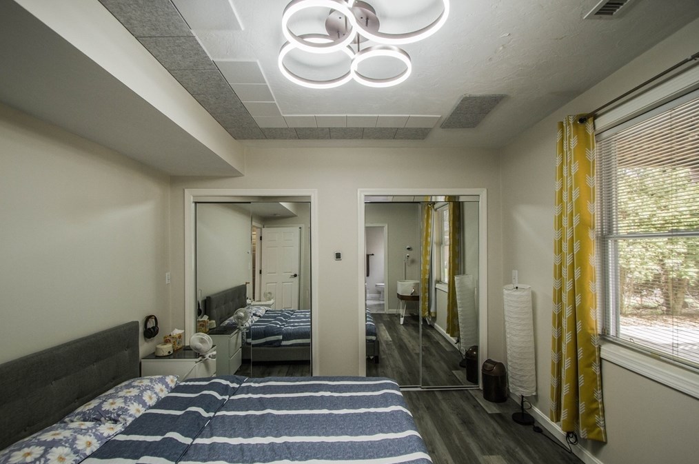 19 Matteo St, Worcester MA  01606-1178 exterior