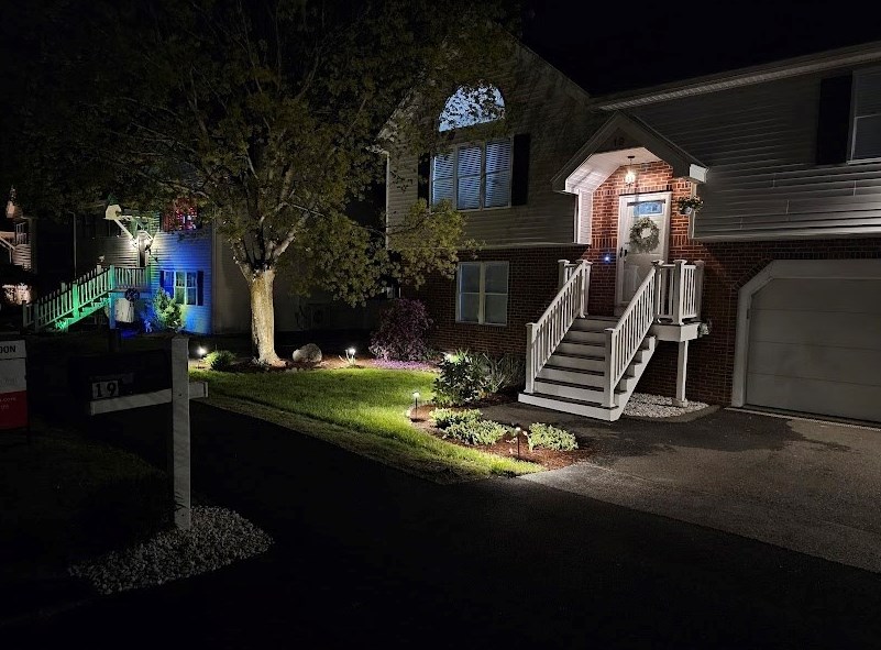 19 Matteo St, Worcester MA  01606-1178 exterior