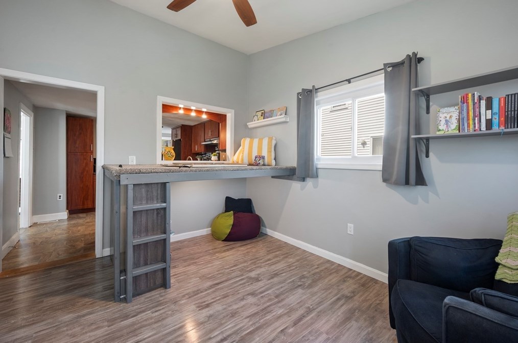 10 Crane St, Danvers MA  01923-3014 exterior