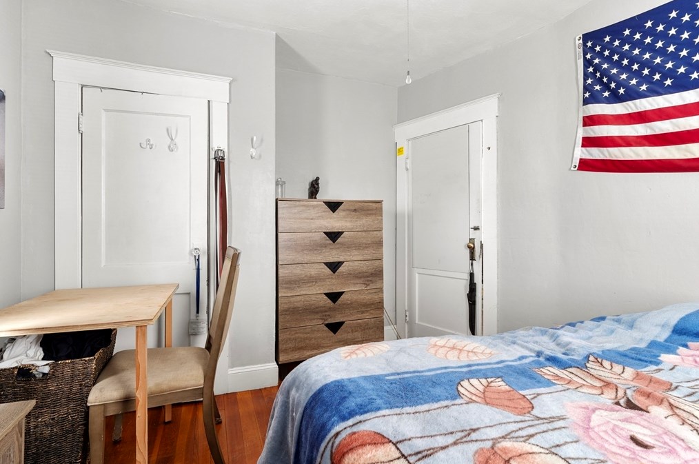 496 Concord St, Lowell MA 01852-3624 exterior