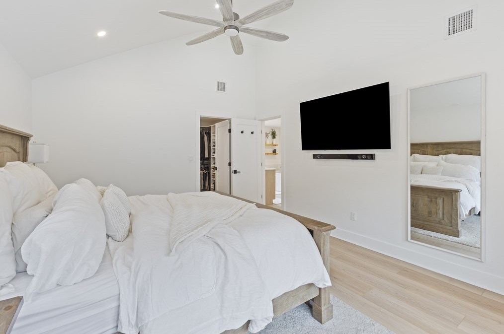 62 Beaufort Ave, Needham MA 02492-3804 exterior