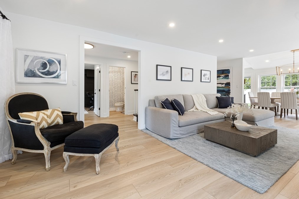 62 Beaufort Ave, Needham MA 02492-3804 exterior