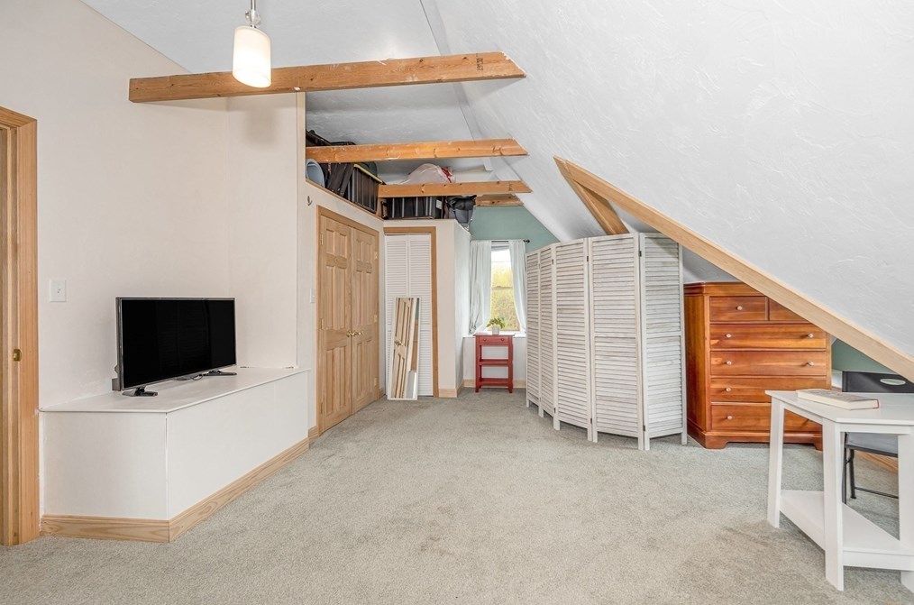 108 Pearl St, Reading MA  01867-1733 exterior