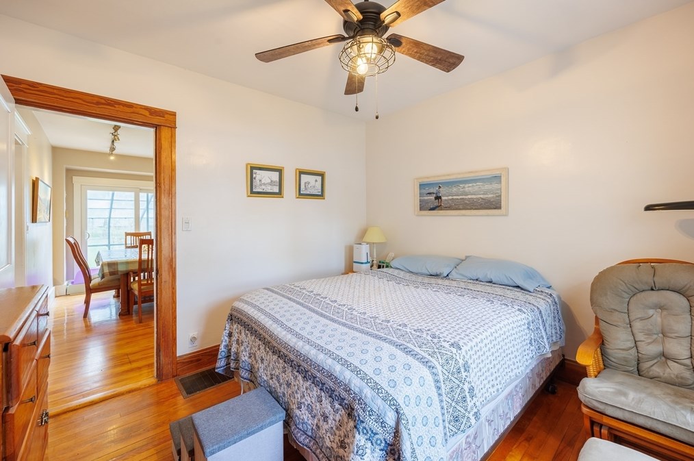 692 Grove St, Worcester MA 01605-2603 exterior