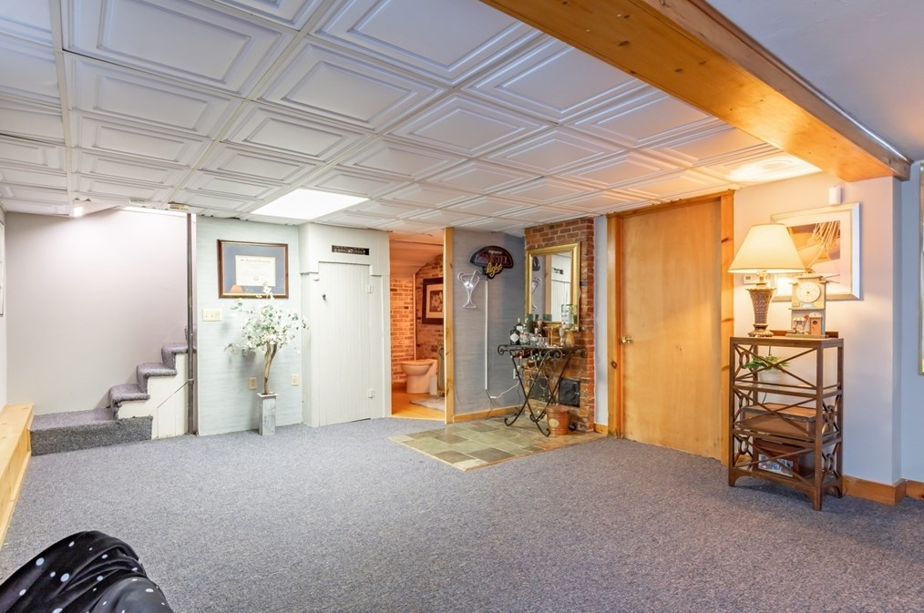 254 Front St, Winchendon MA  01475-1555 exterior