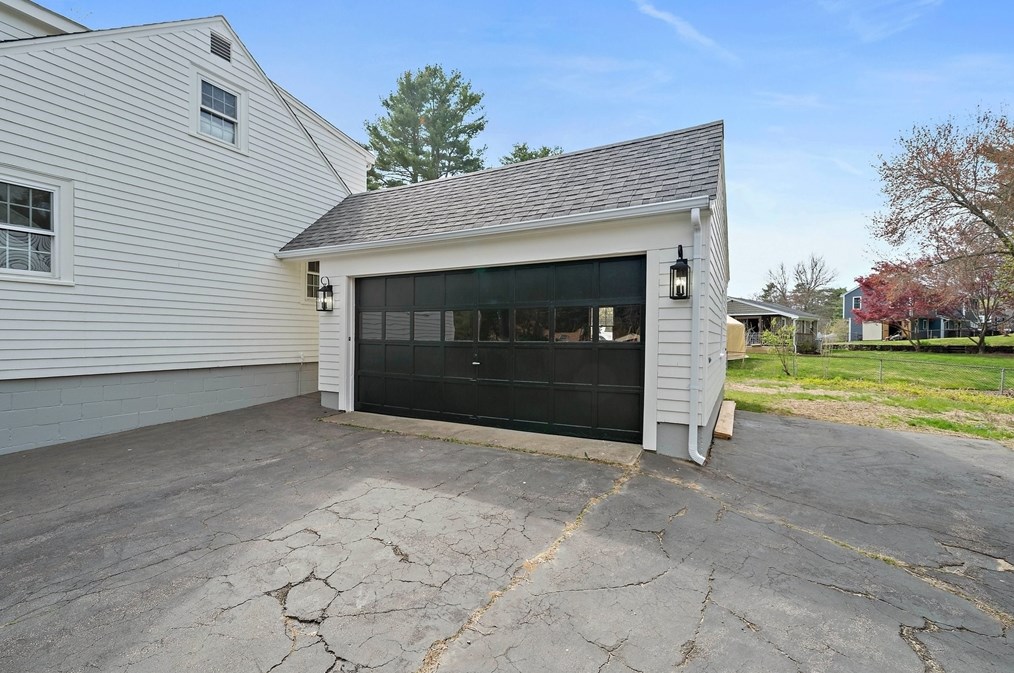 41 Wampatuck St, Pembroke MA  02359-2430 exterior