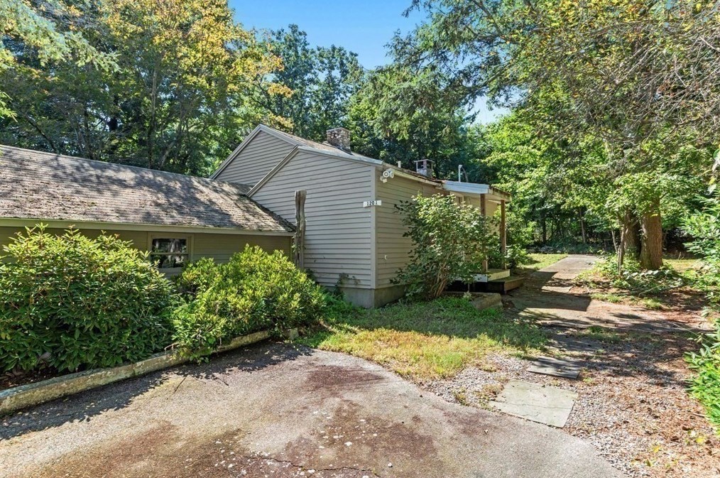 120 Goulding St, Holliston MA 01746-2543 exterior