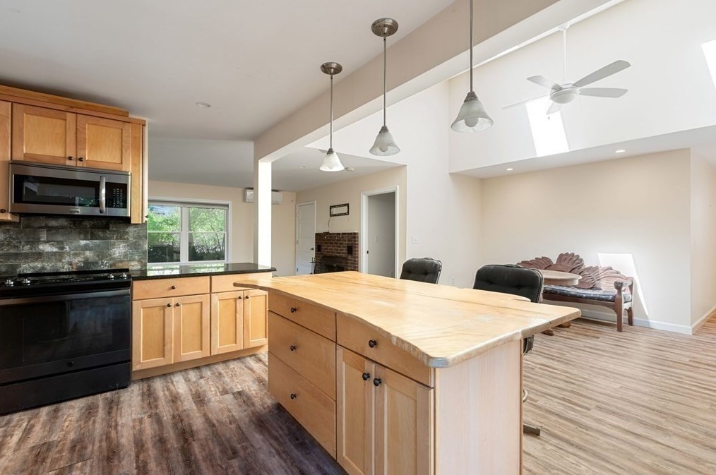 120 Goulding St, Holliston MA 01746-2543 exterior