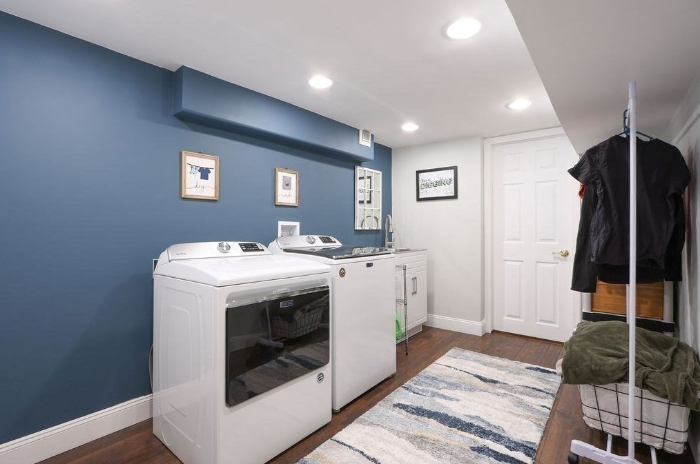 51 Forest St, Reading MA  01867-1204 exterior