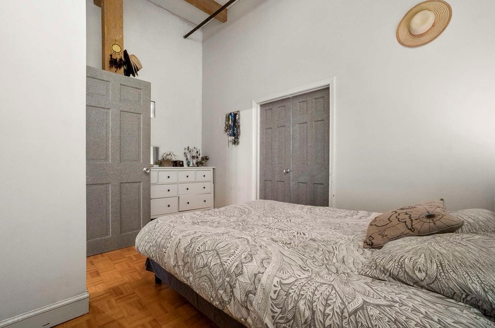 15 Sleeper St, Boston MA  exterior