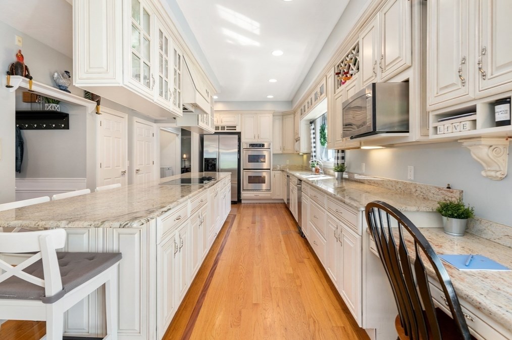 400 New Boston Rd, Sturbridge MA 01566-2322 exterior