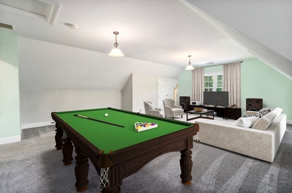 400 New Boston Rd, Sturbridge MA 01566-2322 exterior