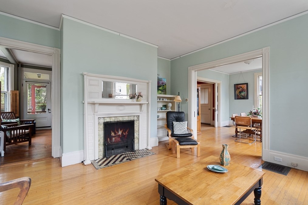 83 Eldredge St, Newton MA 02458-2018 exterior