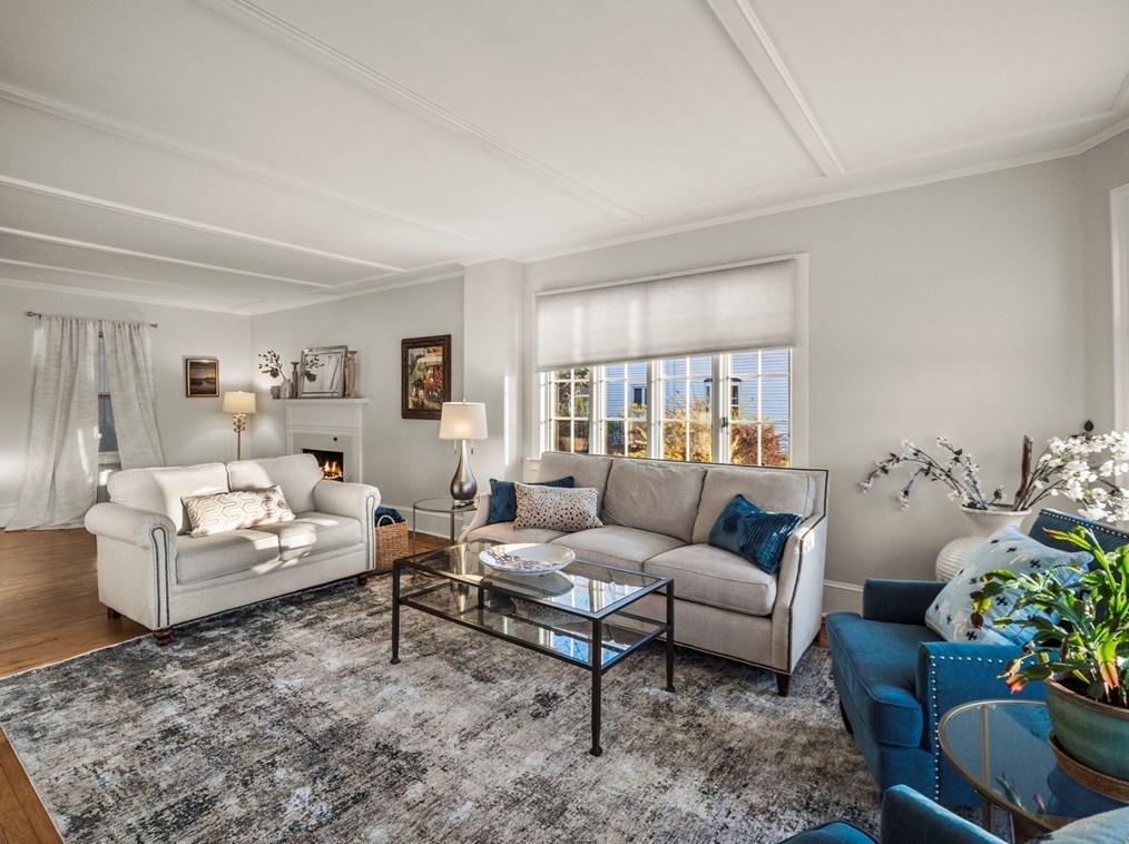 348 Main St, Groveland MA  01834-1111 exterior