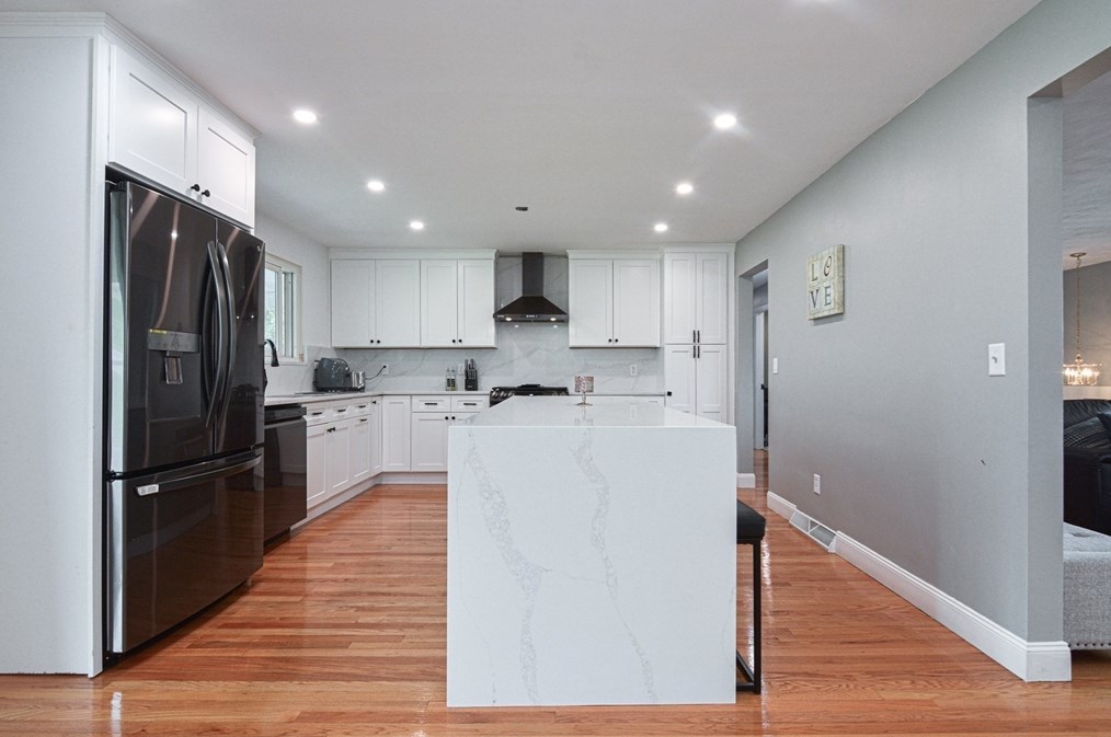 35 Worcester St, Methuen MA  01844-3257 exterior