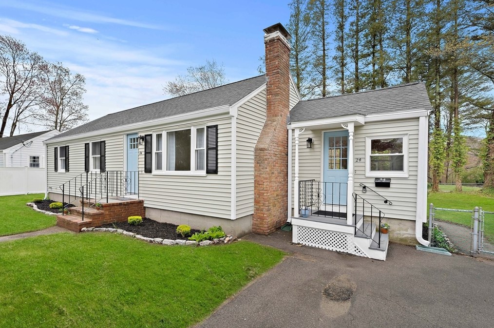 24 Leslie Ave, Weymouth MA  02188-3410 exterior