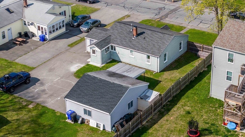 14 Maple St, Taunton MA  02780-3022 exterior