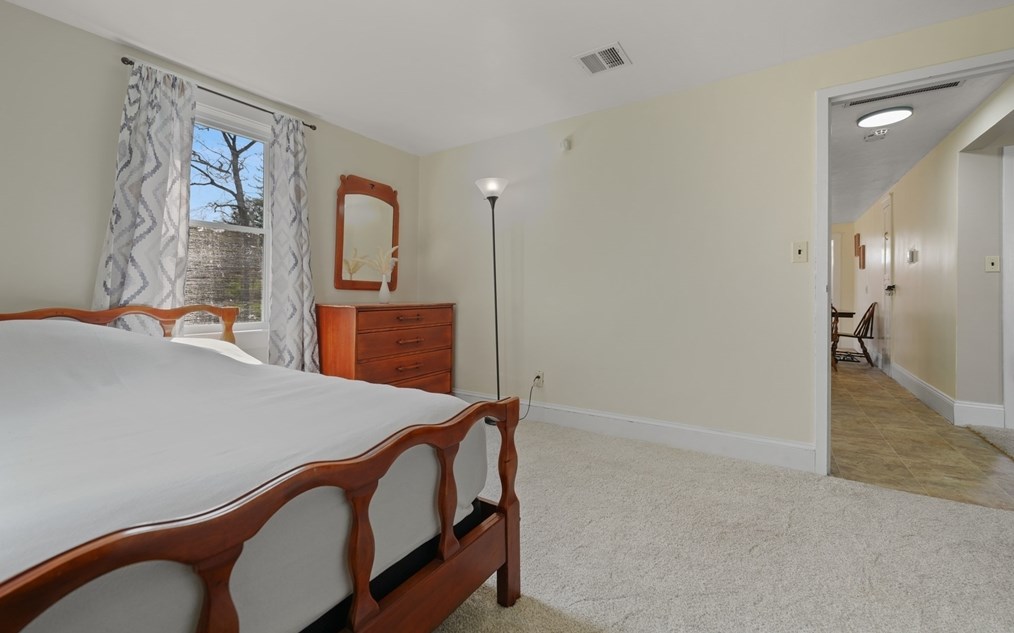 14 Maple St, Taunton MA  02780-3022 exterior