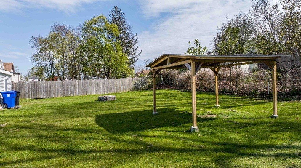 14 Maple St, Taunton MA  02780-3022 exterior