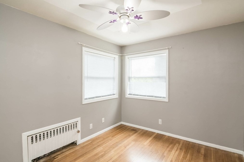 80 Hilton St, Chicopee MA 01020-3552 exterior