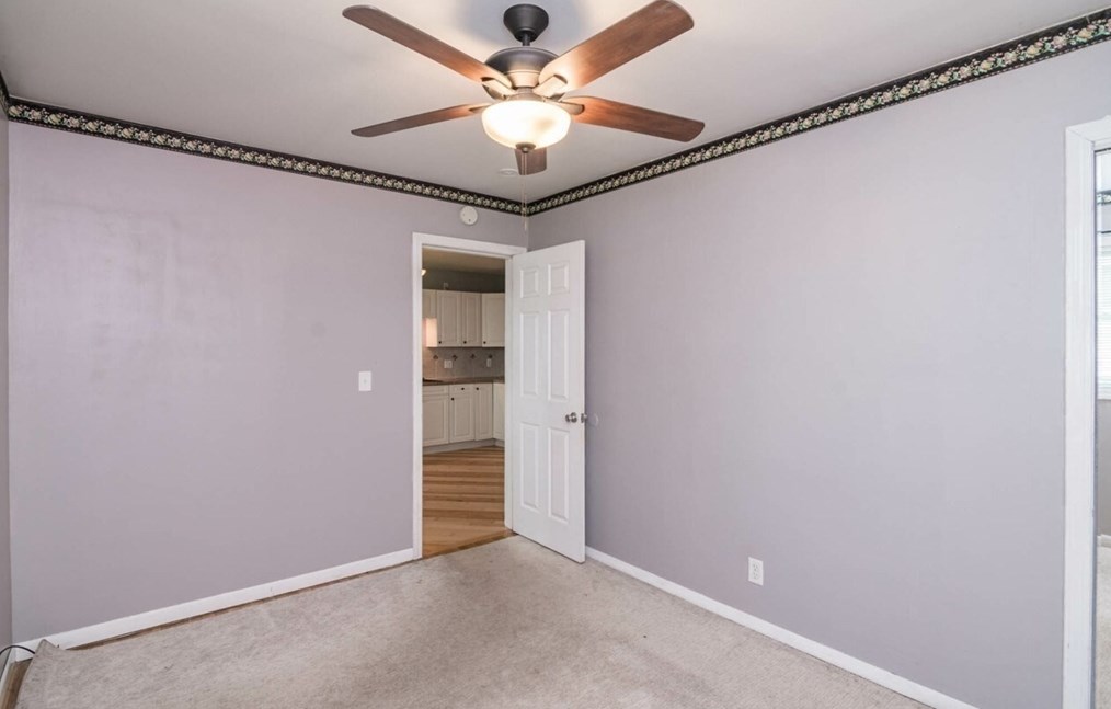 80 Hilton St, Chicopee MA 01020-3552 exterior