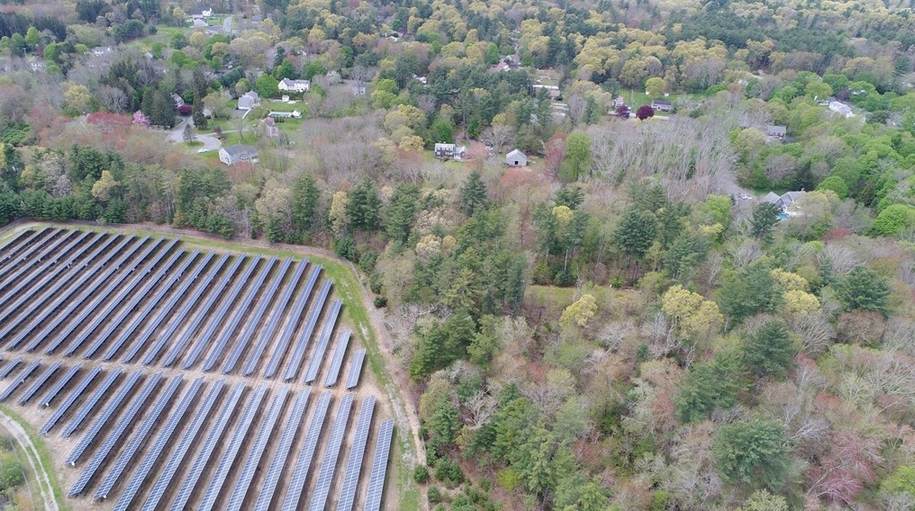 1016 St, East Bridgewater MA 02324-2943 exterior