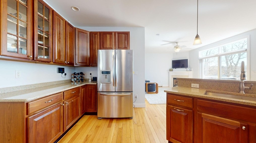 55 Horseshoe Bnd Way, Mashpee MA 02649-4310 exterior