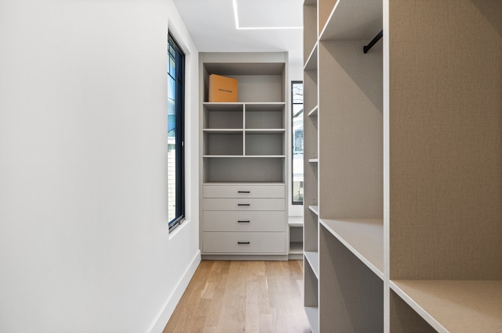 186 Holworthy St, Cambridge MA  02138-4508 exterior