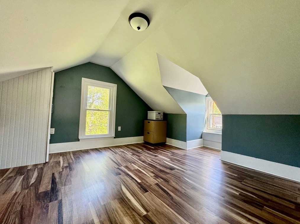 119 Shelburne Rd, Greenfield MA  01301-2107 exterior