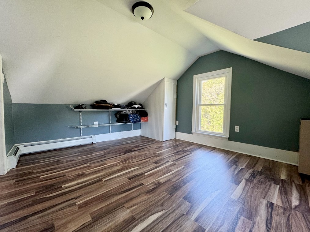 119 Shelburne Rd, Greenfield MA  01301-2107 exterior