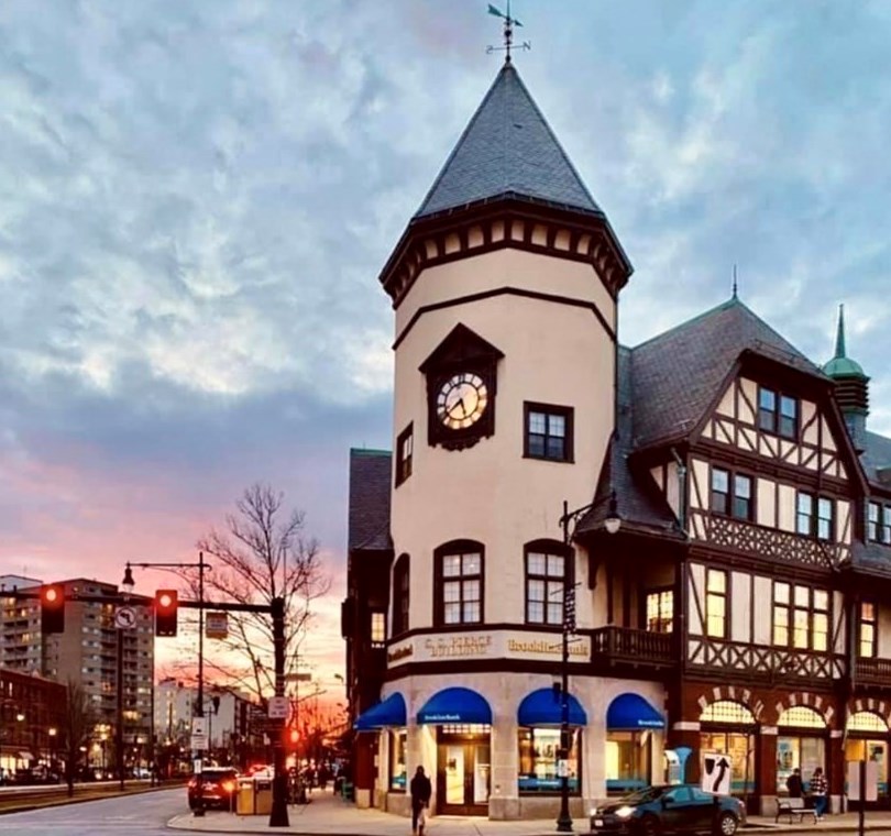 19 Winchester St, Brookline MA  02446-2738 exterior