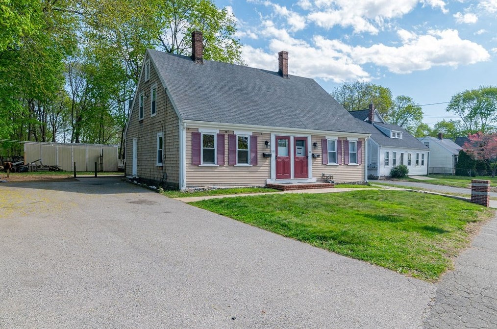 312 Middle St, Weymouth MA  02189-1202 exterior