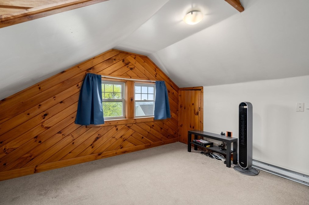 107 Green Hill Pkwy, Worcester MA  01605-2515 exterior