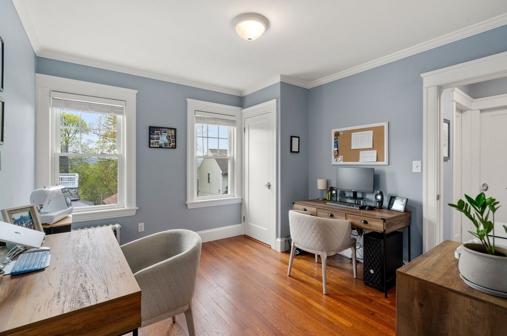 107 Green Hill Pkwy, Worcester MA  01605-2515 exterior