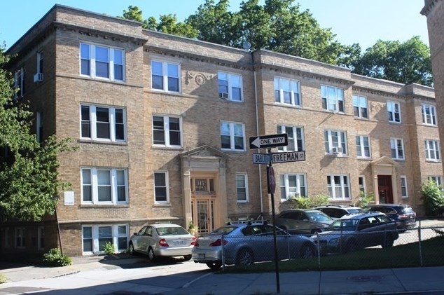 145 Babcock St, Brookline MA 02446-5972 exterior