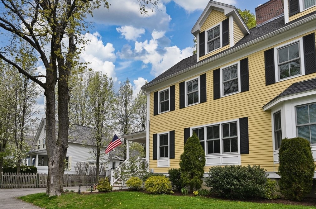 44 Washington Ave, Andover MA  01810-1724 exterior